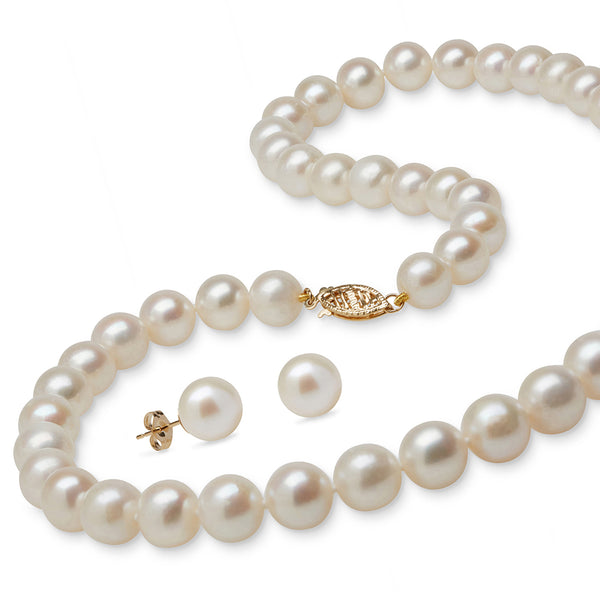 Freshwater Pearl Earring & Necklace Set