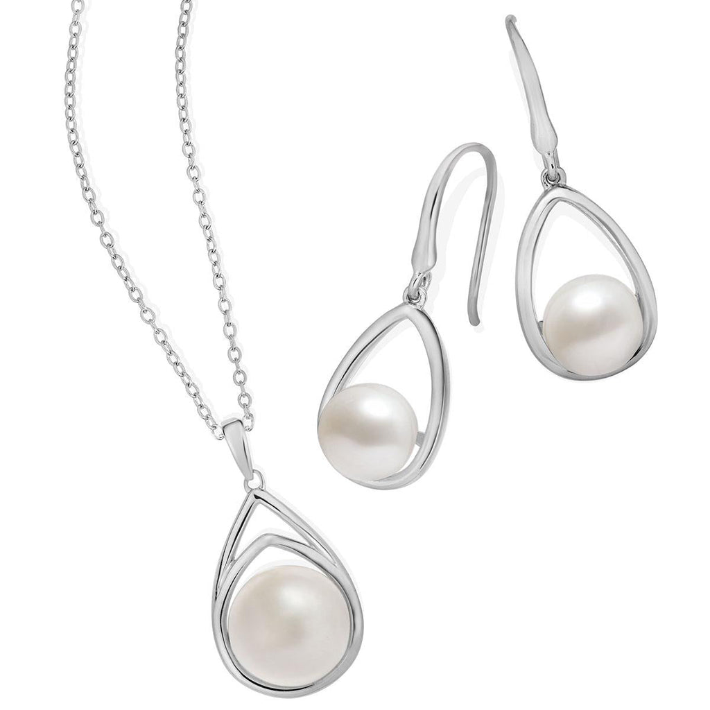 photo of 9mm pearl earrings and a 10mm pearl pendant, set in sterling silver